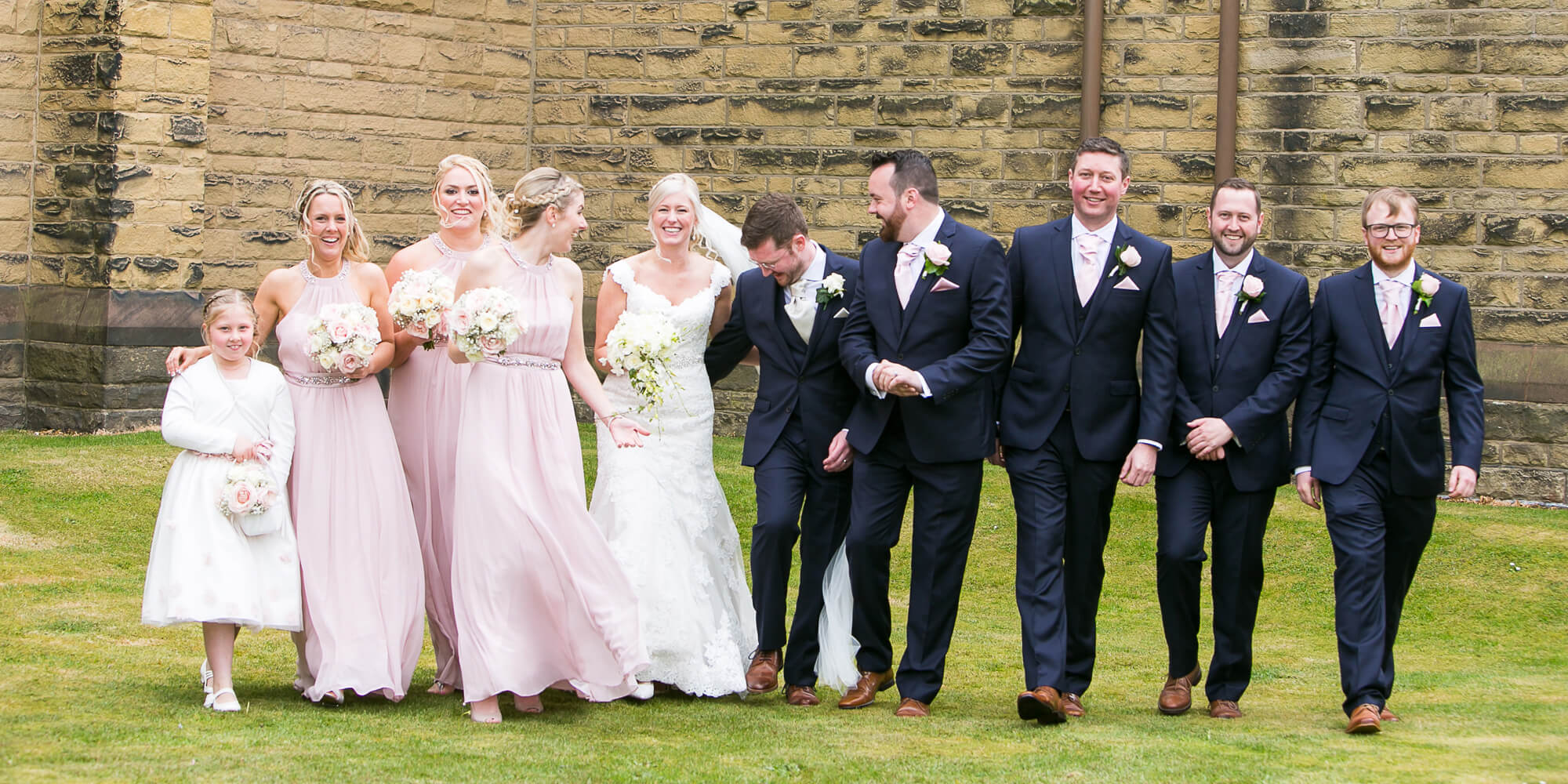 wedding party line up photo